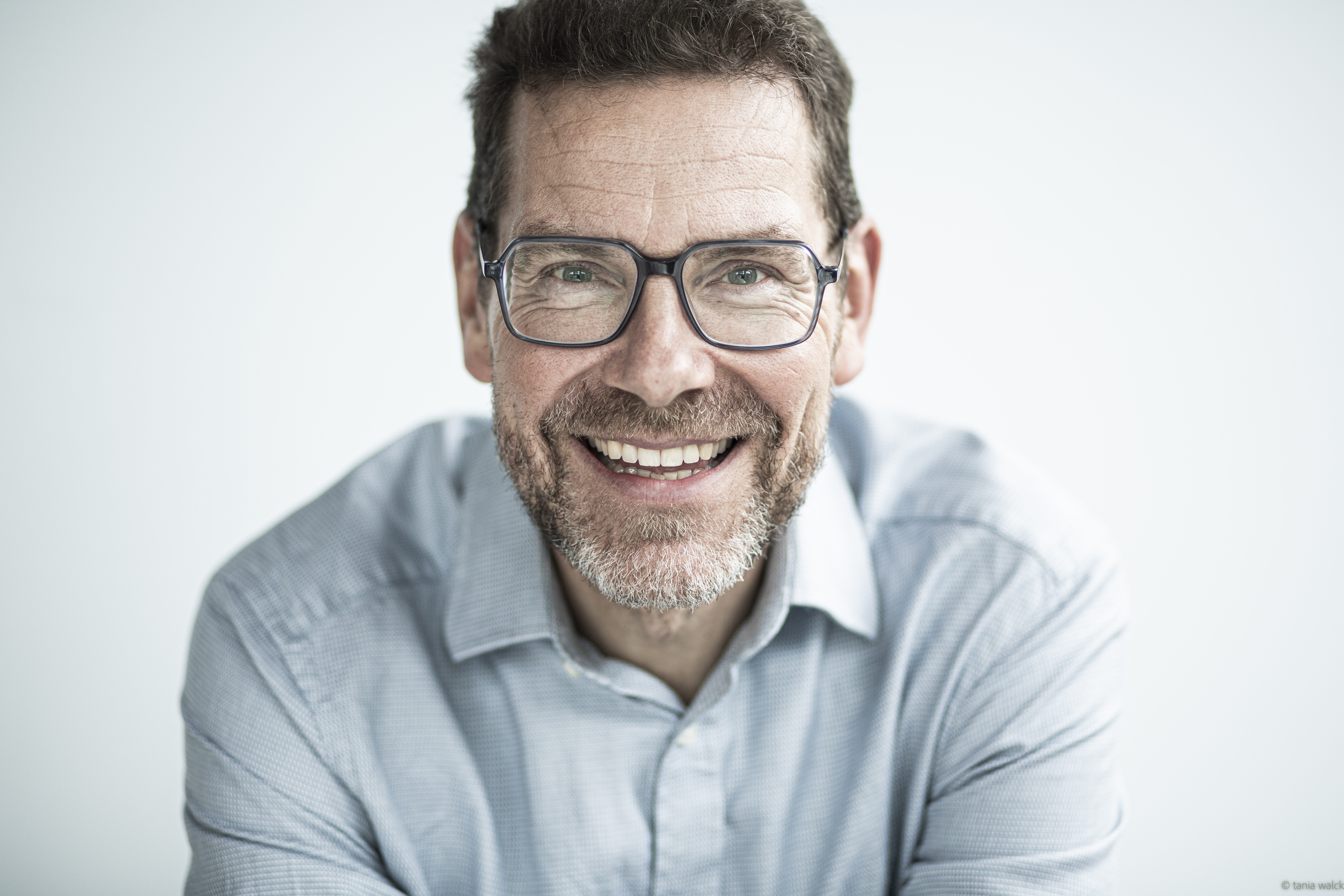 Prof. Dr. Sascha Stowasser